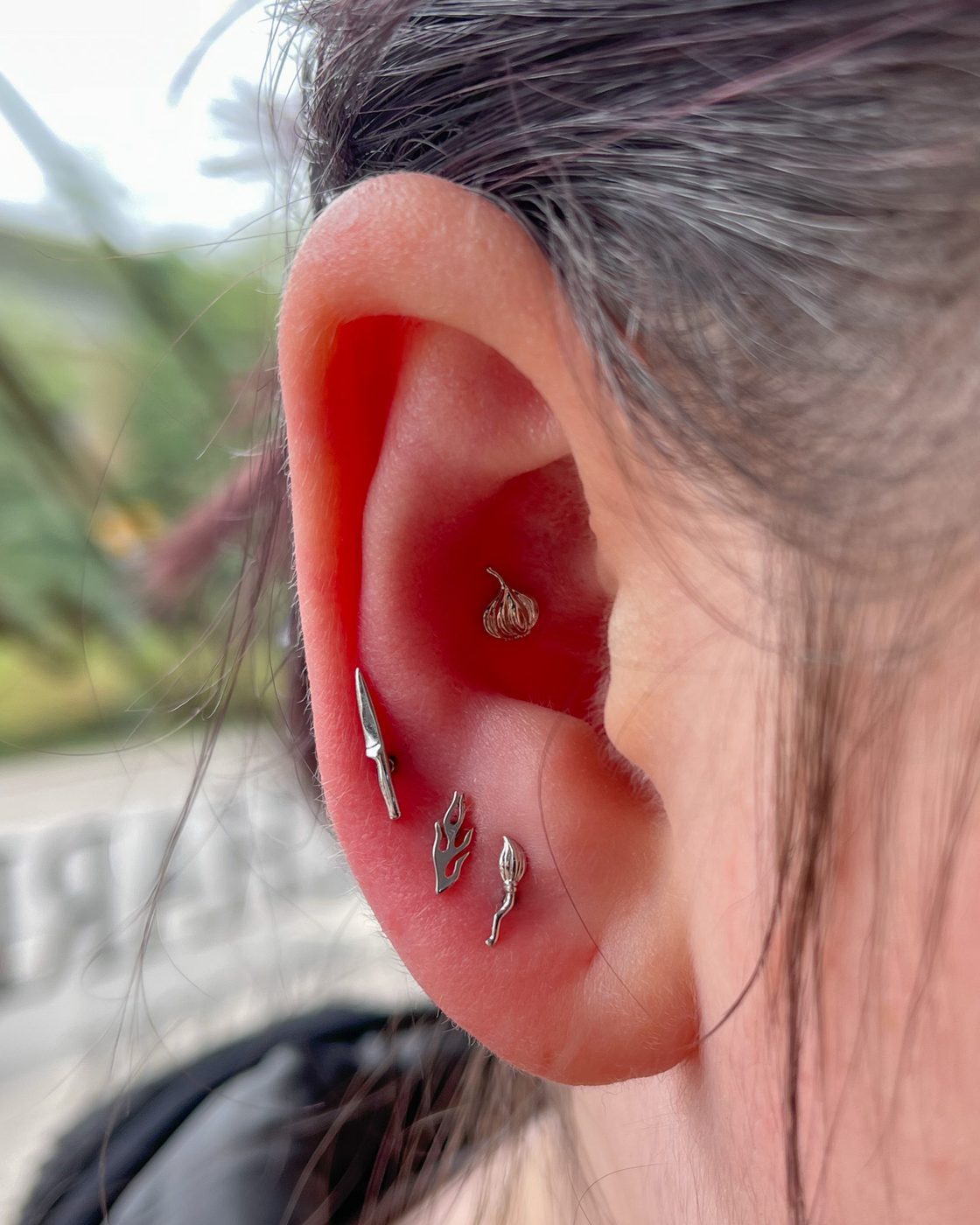Ear curation featuring Second, Third and Fourth Lobes and Conch